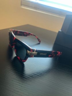VERSACE SUNGLASSES 🕶️