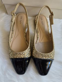 On 34th Women's Avril Capped-Toe Slingback Flats, Gold Glitter, Black Patent, 7M