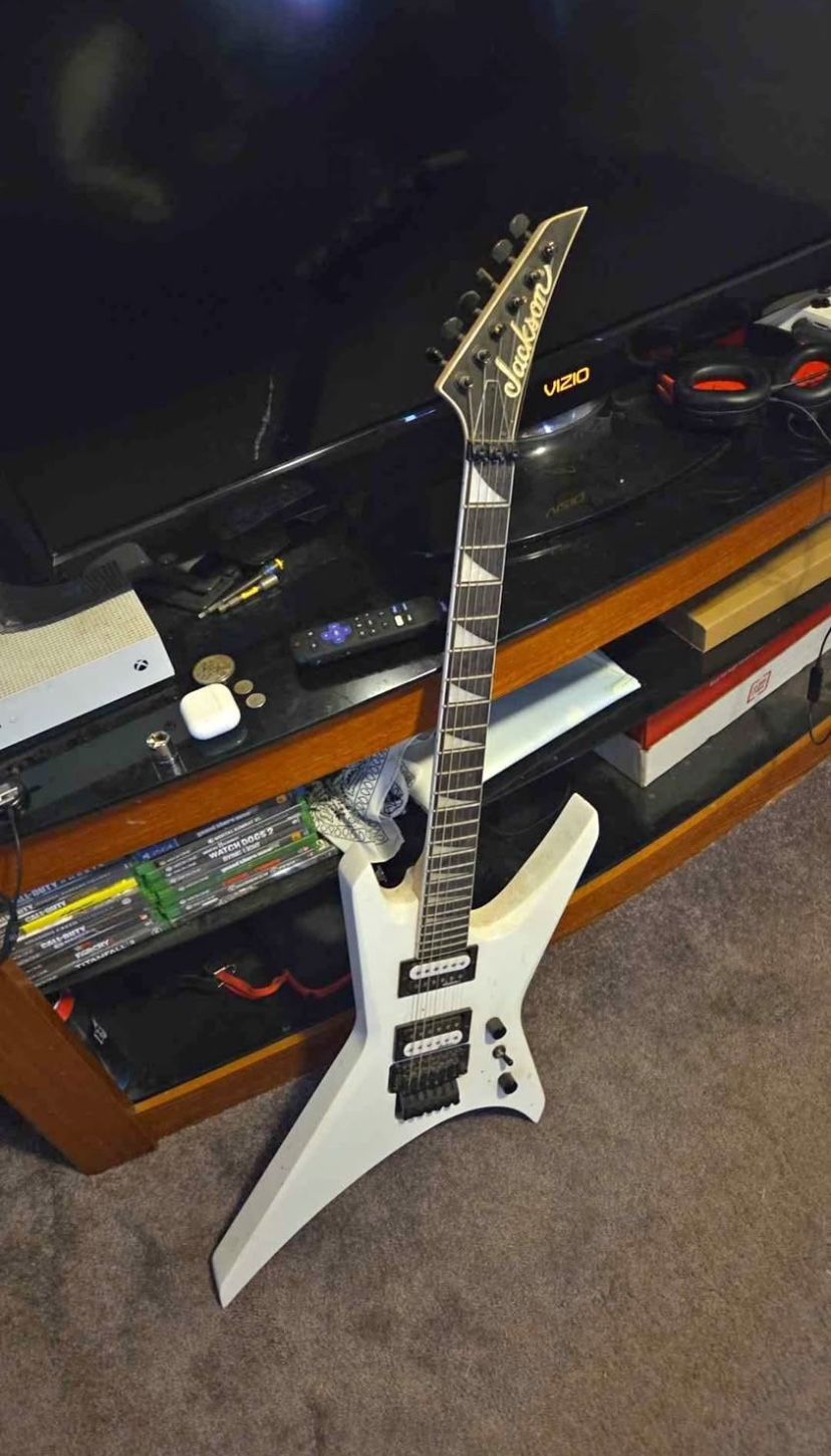 Jackson Guitar With Fender Amp