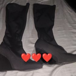 BLACK KNEE HIGH BOOTS 