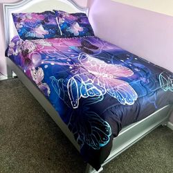 Full Size Bed W/ Lightup Headboard w/ Dresser/Mirror