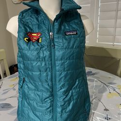 Pantagonia Women Size S. 
