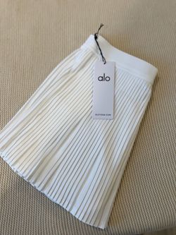 Alo skirt