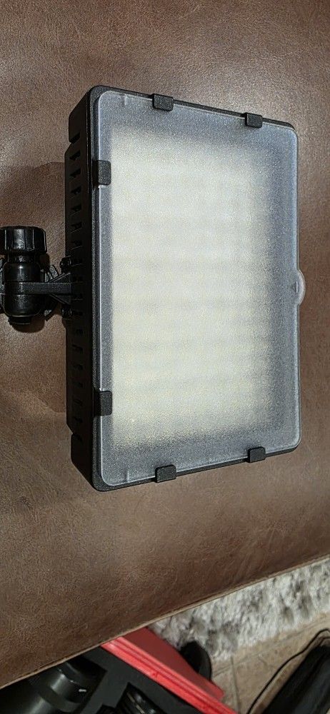 $10 - 160 LED Power Panel For Dig Camera Or Camcorder