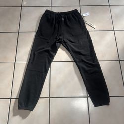 Essential Black Sweats Small 