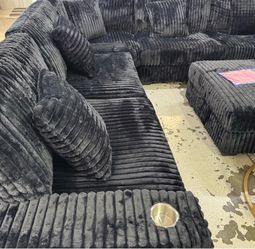 XL Sectional Sofa with Ottoman