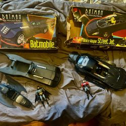 BATMAN THE ANIMATED SERIES VEHICLES AND FIGURES 
