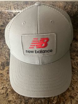 New balance hat