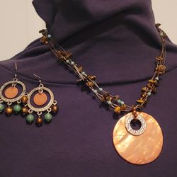 Woman's Fashion Jewelry 