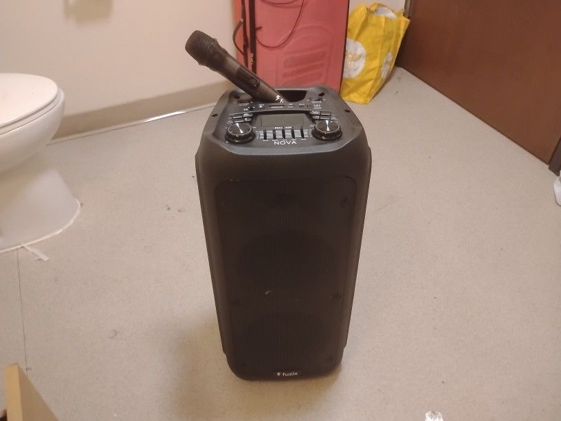 Nova Portable Rechargeable Karaoke Bluetooth Speaker