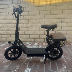 Electric scooter