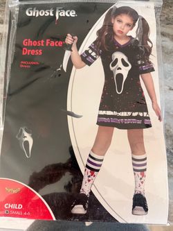 Little girl, ghost face dress Little girl, ghost face dress