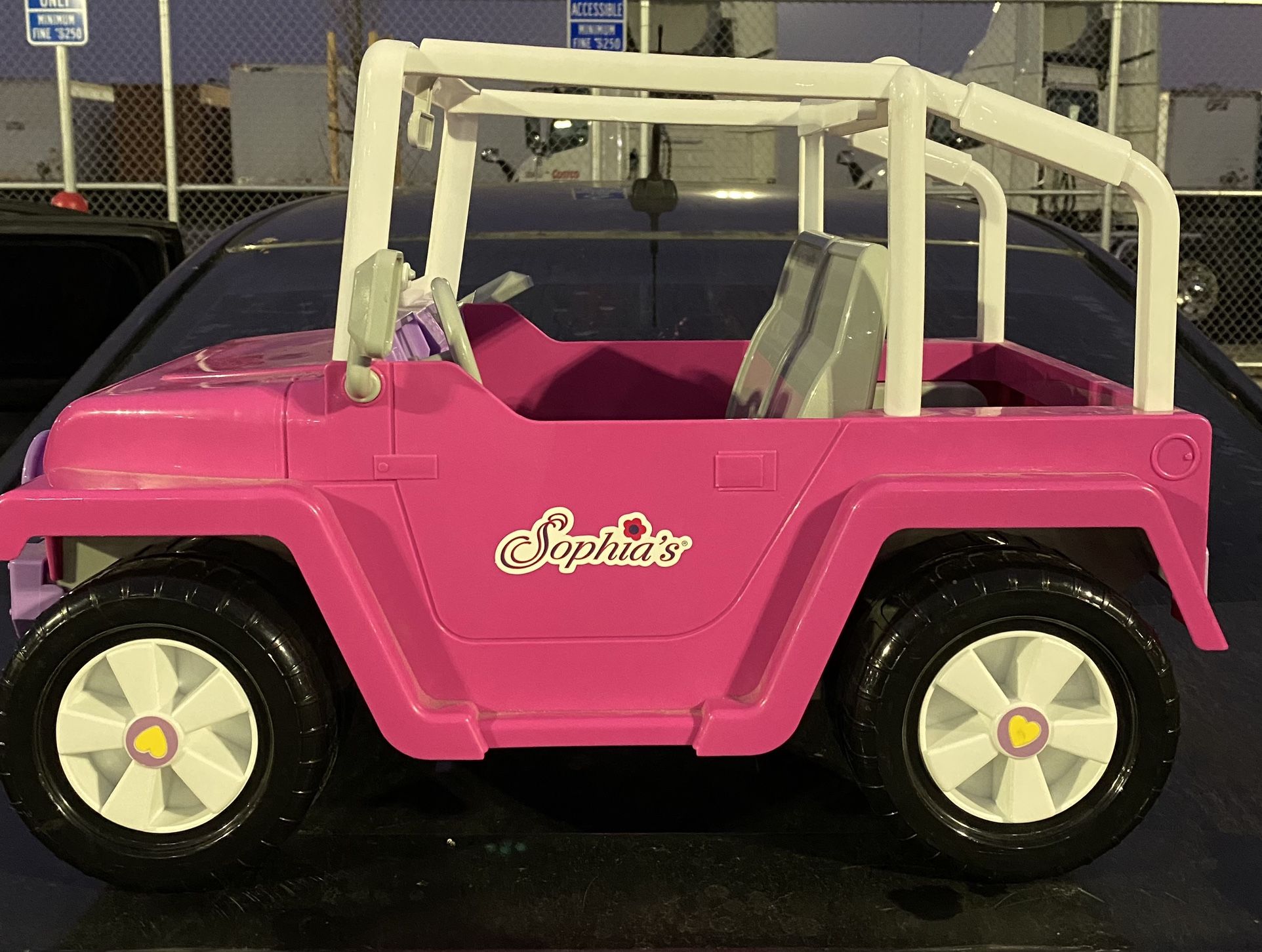 Sophia’s Jeep 4x4 Doll Beach Cruiser