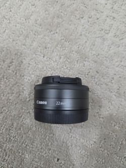 Canon EF-M 22mm F2 STM camera lens!