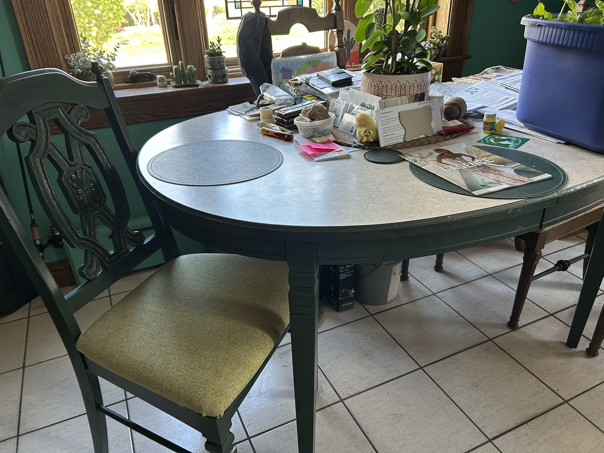 Kitchen Table & Chairs