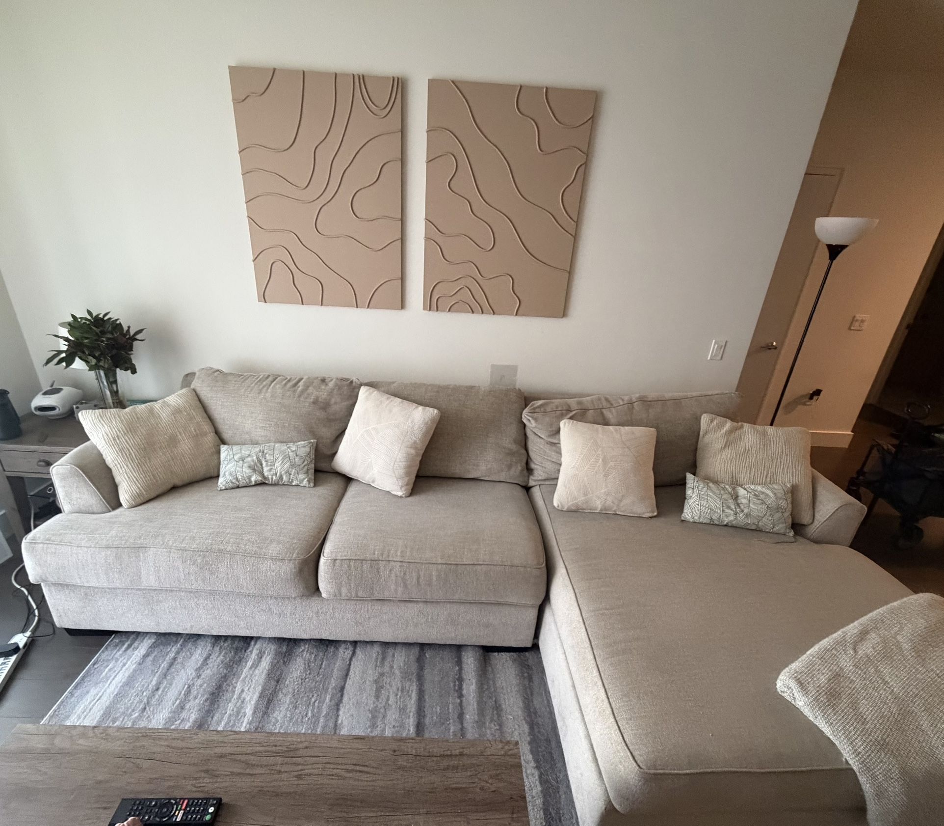 Large Chaise Lounge Couch