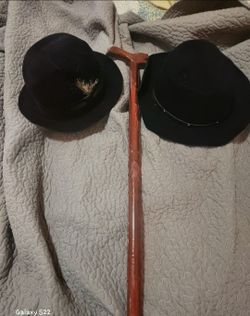 Vintage Style Black Hats and Hand-Carved Wooden Cane Set