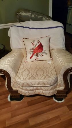Nice White antique chair