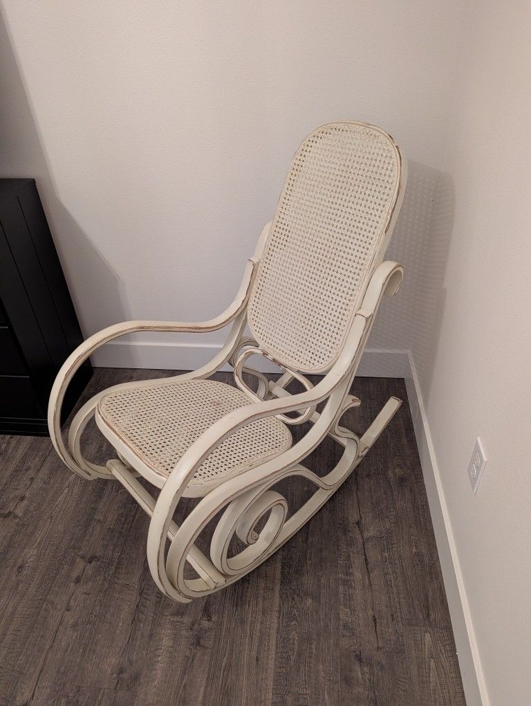 Bentwood Rocking Chair 