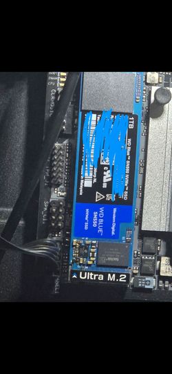 Nvme drives 2 brand new 2 used
