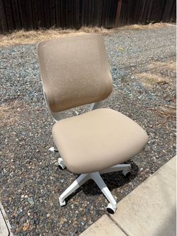 Like New Office Chair