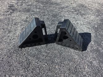 Rubber Wheel Chucks