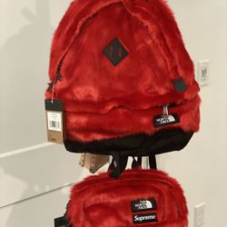 Supreme The North Face - Faux Fur Backpack And Waist Bag (Red) FW20 Fall Winter