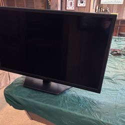 Westinghouse 32” Color TV