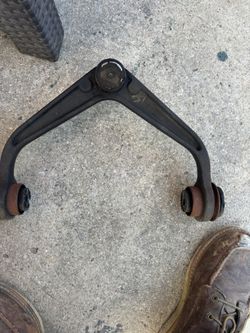 Front Control Arm(2)
