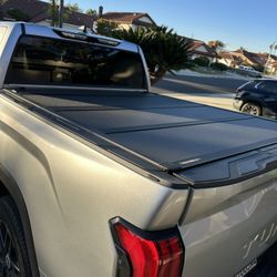 Bakflip MX4 (Gen 3) Hard Folding Tonneau Cover