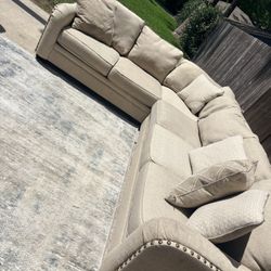 Sectional Couch 