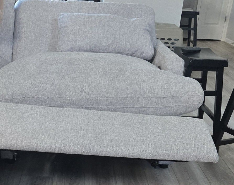 Mechanical Arm Chair