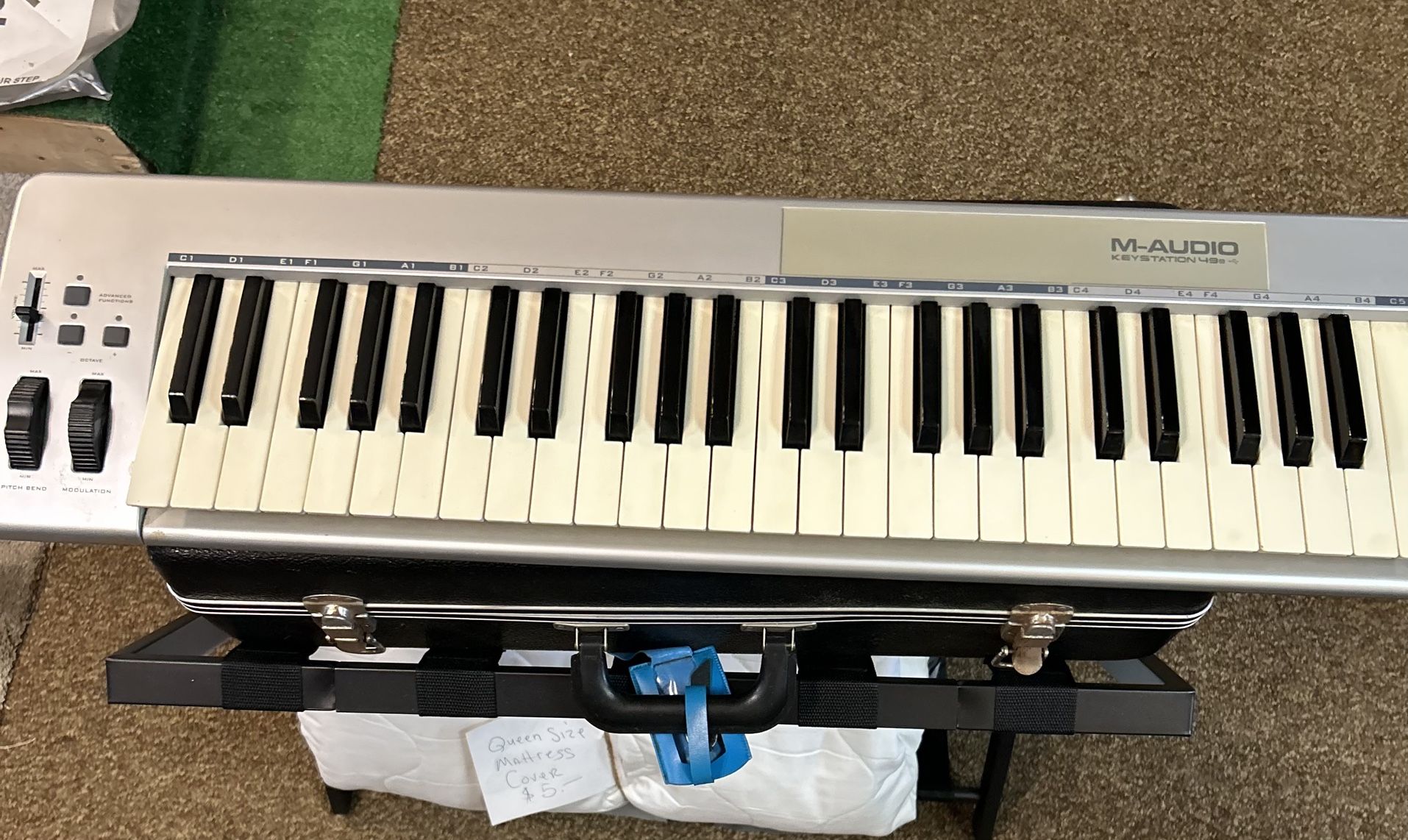 Maudio Keystation 49e Midi Keyboard