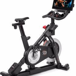 NordicTrack Commercial S22i Studio Cycle