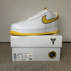 DS NIKE AIR FORCE ONE KOBE BRYANT SIZE 8 