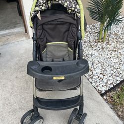 Graco Stroller With Rain Cover