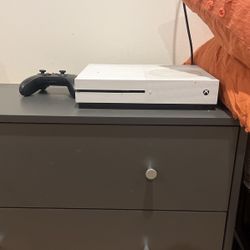 Xbox One With No Controller. 