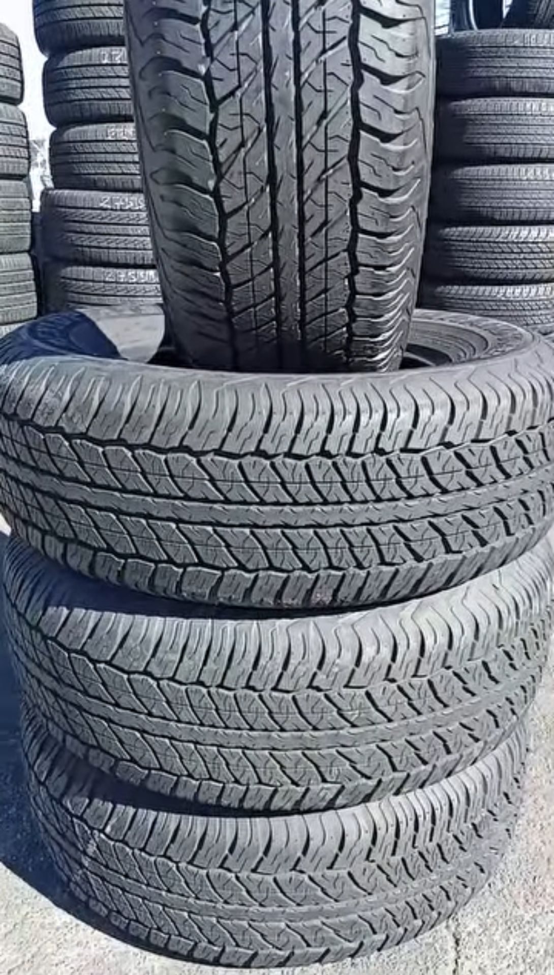 265 70 17 Dunlop Tires Con 80% De Vida Las 4