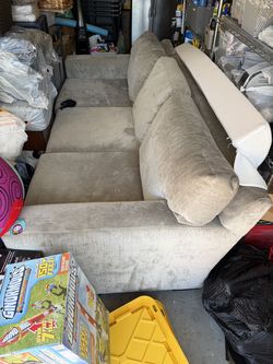 Couch sofa no pets