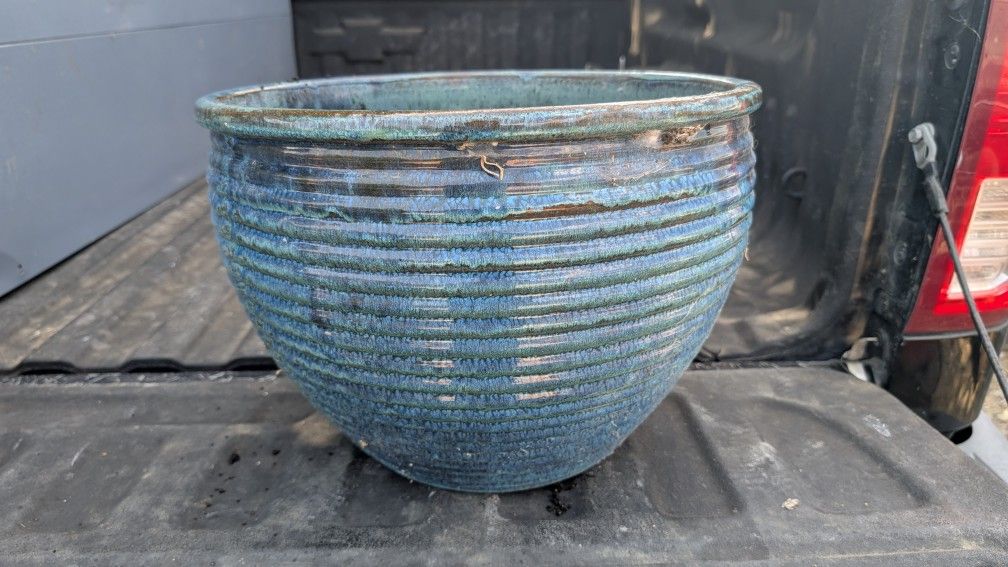 Large 16" Wide x 11.5" Tall Blue Textured Outdoor Ceramic Garden Planter Pot