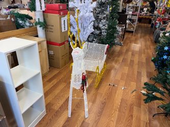 Light-Up Christmas Reindeer and Sleigh Decoration
