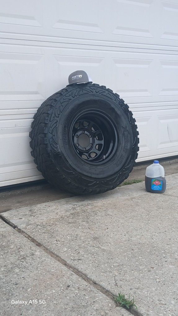 pro Comp 35s On 15x12s