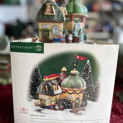 Department 56 Cold Care Clinic- Retired 