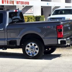 F250 Gator SFX Tri-Fold Tonneau Cover