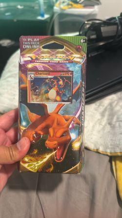 Vivid Voltage Pokemon Charizard Deck