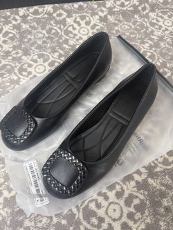 Women sandals