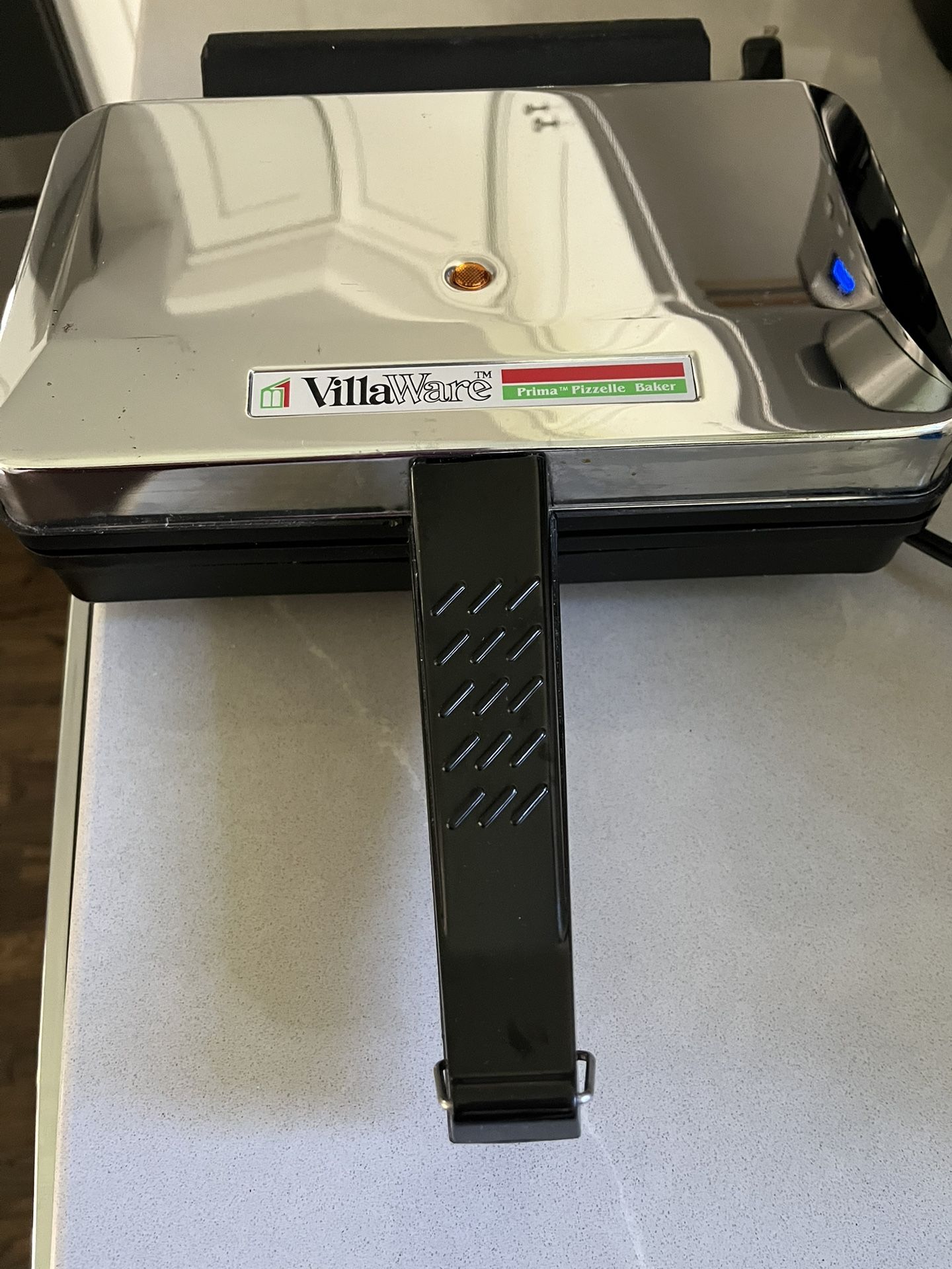 VillaWare Pizzelle baker