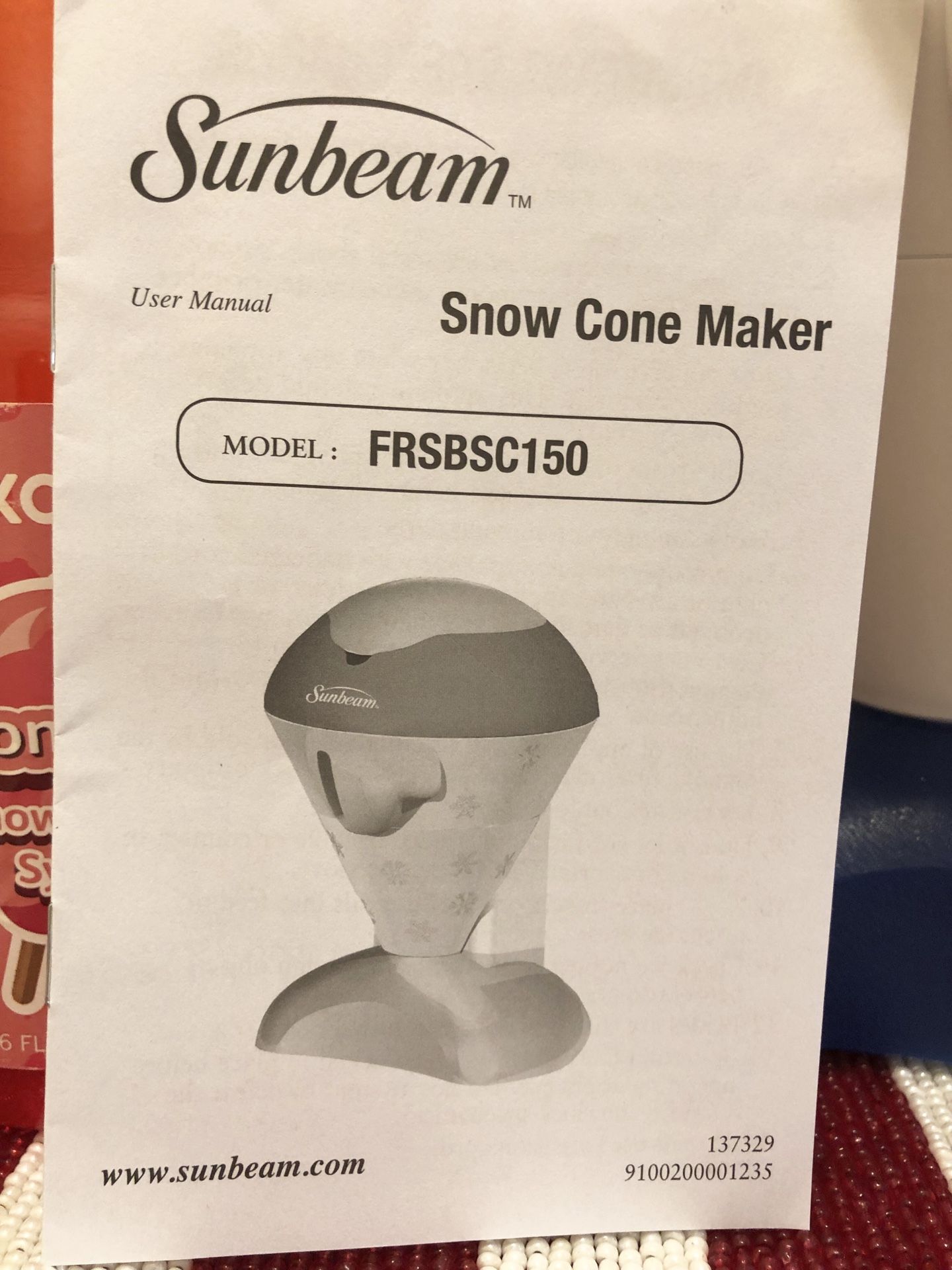 Sunbeam Snow Cone Maker Complete Set! BRAND NEW/Not Used! Reduced for Sale in Tulsa, OK OfferUp