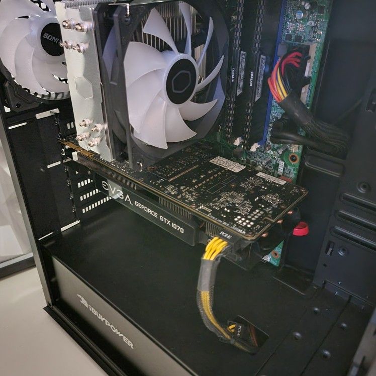 RGB Gaming PC • Fast Parts • Good Price