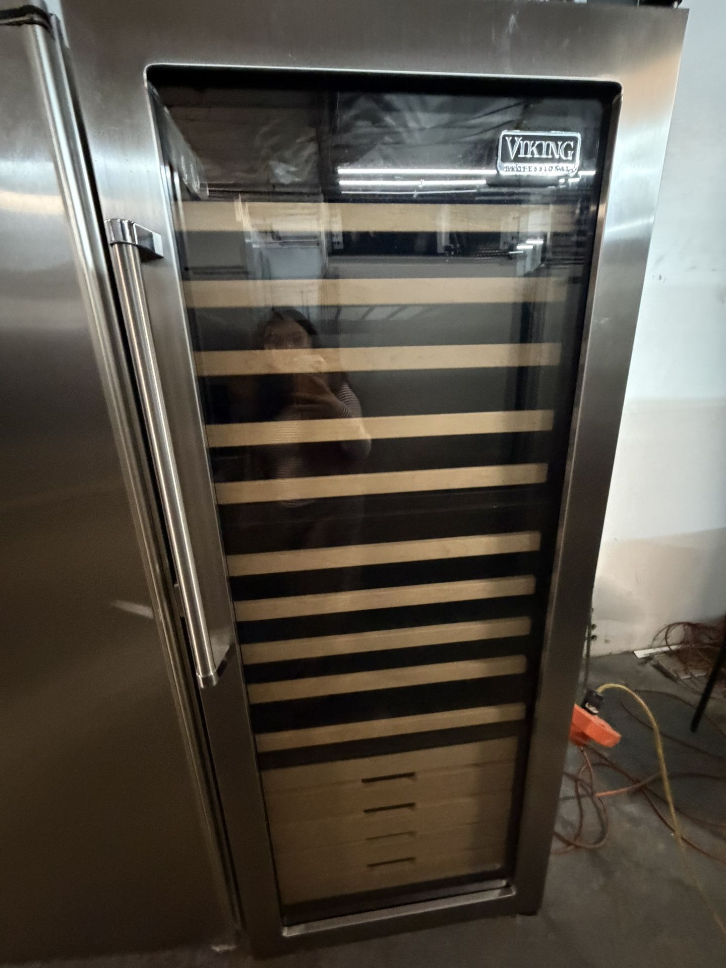 30” Viking Wine Cooler Stainless Steel 